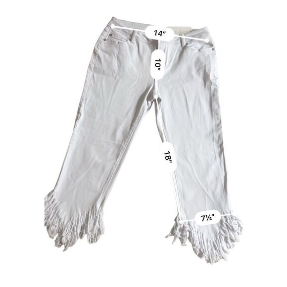 Cato Est 1946 Denim fringe White Capri Denim size 8 - Picture 2 of 10